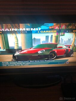 Playstation 2 slim + 14 her - 9