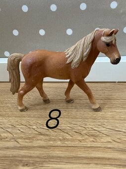 Schleich koně - 9