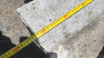 Staré kamenné římsy, pískovcové římsy, parapety - 9