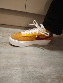 NIKE BLAZER LOW PLATFORM vel.36,5 - 9