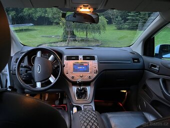 Ford Kuga 2.0 tdci 4x4 100kw - 9