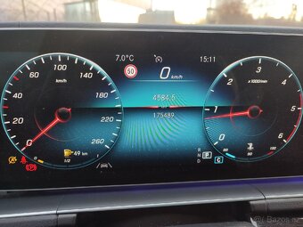Mercedes Benz GLE 300 d - 9