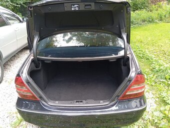 Mercedes-Benz C55 AMG V8 - 9