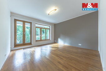 Prodej bytu 4+kk, 217 m², Praha, ul. Šlikova - 9