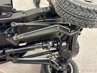 Tamiya CC-02 Mercedes G500 - 9