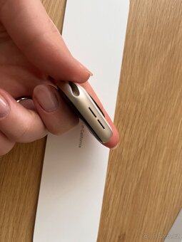 Apple Watch SE 40MM - 9