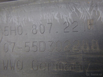 VW Golf VIII 8 originál přední nárazník 5H0807221H mřížka - 9