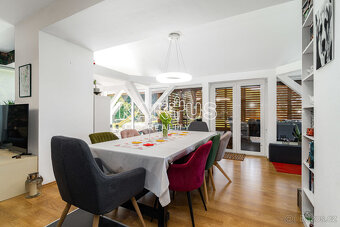 Prodej rodinného domu 5+1, se zahradou (1.505 m2), ul. Bělsk - 9