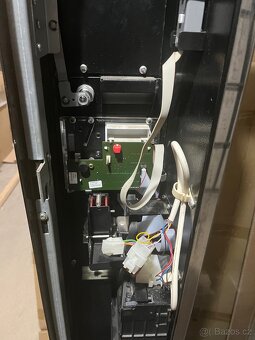 Prodejní automat Azkoyen Palma 70H (2008) - 9