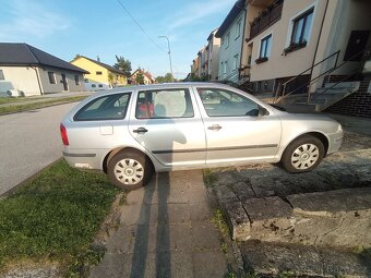 Octavia 2 1.6mpi - 9