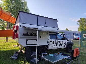 Toyota Hilux camper offroad obytné obytná nástavba - 9