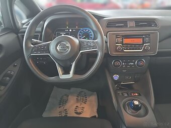 Nissan LEAF136PS Aut Bat40kWh TepČerp DAB Klima DPH 12/21 - 9