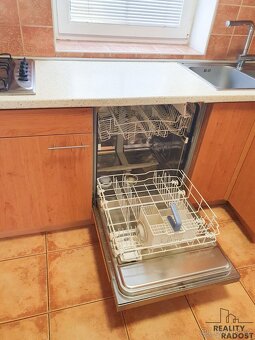 Pronájem rodinného domu (120 m2), Statenice - 9