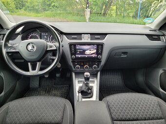 Škoda Octavia combi Drive - 9