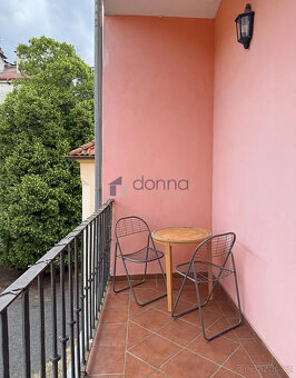 Pronájem bytu 1+1/L 33m², ul. Slavojova, Praha 4 - Nusle, za - 9