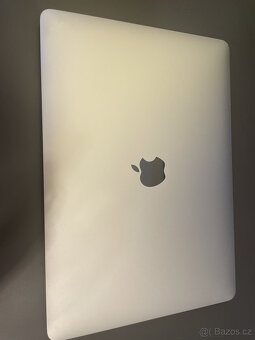 MacBook Pro 13.3" (2017) – 2,3 GHz i5, 8GB RAM, 250GB SSD - 9