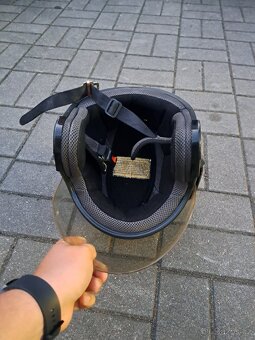 Otevřená přilba na skútr - 9