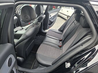 Mercedes-Benz Třídy E 220CDI 4-MATIC - 9