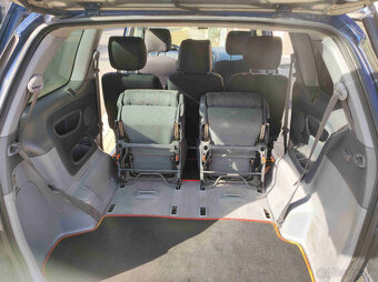 Toyota Previa 2.4i - 9