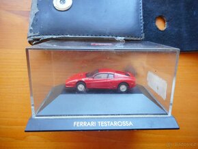 Model auta Ferrari - 9