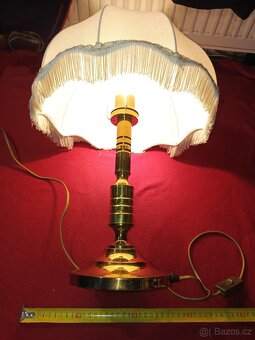 Lampy na svícení 4 ks + 1 stínidlo není vyfocené - 9