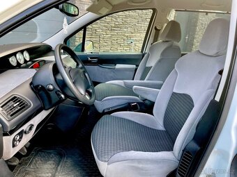 Citroën C8 2.2 HDi Webasto, 1.Majitel, Camper, tažné, výhřev - 9