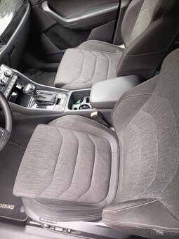 Škoda kodiaq 2.0 TDI 140kw 4x4 DSG ,7 míst,model 2018 - 9