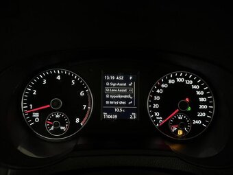 Volkswagen Sharan 1.4TSI DSG ACC Pano 7Míst - 9