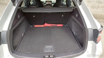 Toyota Corolla Hybrid 1.8 72kW GR Sport 1.maj-Záruka-ČR - 9
