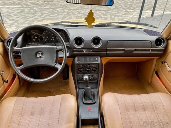 Mercedes Benz W123/200 - 9