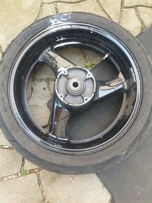 Náhradní díly Honda VTR 1000F - 9