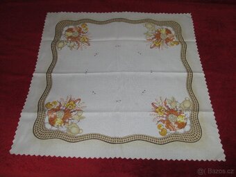 Krajkové ubrusy, prostírání - 9