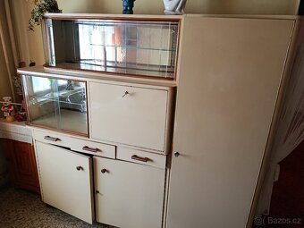 Nábytek starý 60 let starožitnost - 9