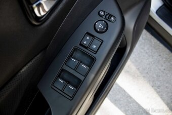 Honda CR-V 1.6 i-DTEC Lifestyle 4WD A/T 1.Majiteľ so ZÁRUKOU - 9