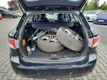 Toyota Avensis, 1,8 16V 108kW AUTO A/C VÝHŘEV - 9