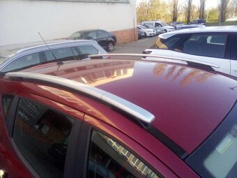 prodám Peugeot 207 SW 1.4 benzín r.2010 - 9