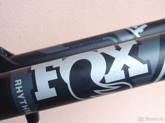 Nová vidlice Fox 34 Float Rhythm 29" 140mm - 9