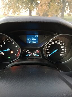 Ford Focus - 9