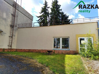 Areál na okraji Horažďovic, vhodný pro výrobu i... - 9