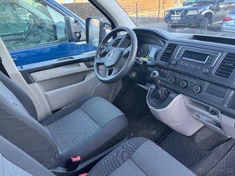 VW Transporter 2.0TSI 110kW I.majitel najeto 14.820 km - 9