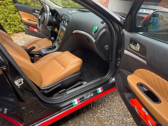 Alfa Romeo 159 3,2 JTS 4x4 - 9