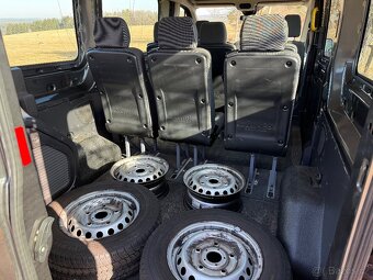 Ford Transit Bus 2,2TDCi 114kW FWD klima/9míst/3500kg/DP - 9
