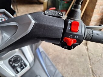 Skutr 125 - 9