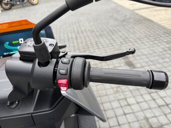BMW CE-04 Avantgarde - 9