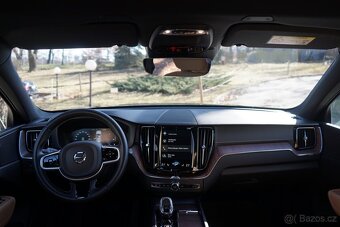 Volvo XC60, B4 AWD (145kW) Inscription Kamera Tažné - 9