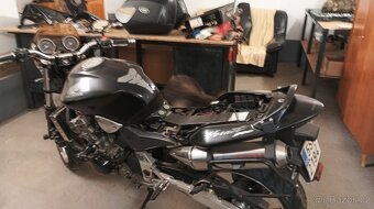 Honda CB 900 Hornet - 9