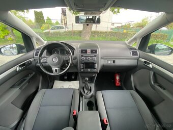 VW Touran 1.6 TDi Navigace,Climatronic - 9