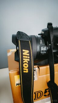 Nikon D5100 + 50mm f/1.8 - 9