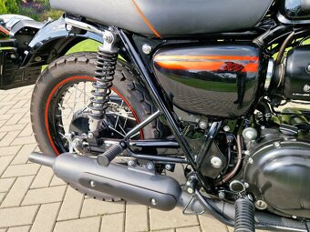 Kawasaki W800 model 2015 pouze 9200 km najeto - 9