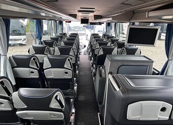 Mercedes-Benz Tourismo - turistický autobus 52 - 9